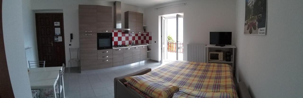 Residence Casa Rosa Gera Lario Eksteriør bilde