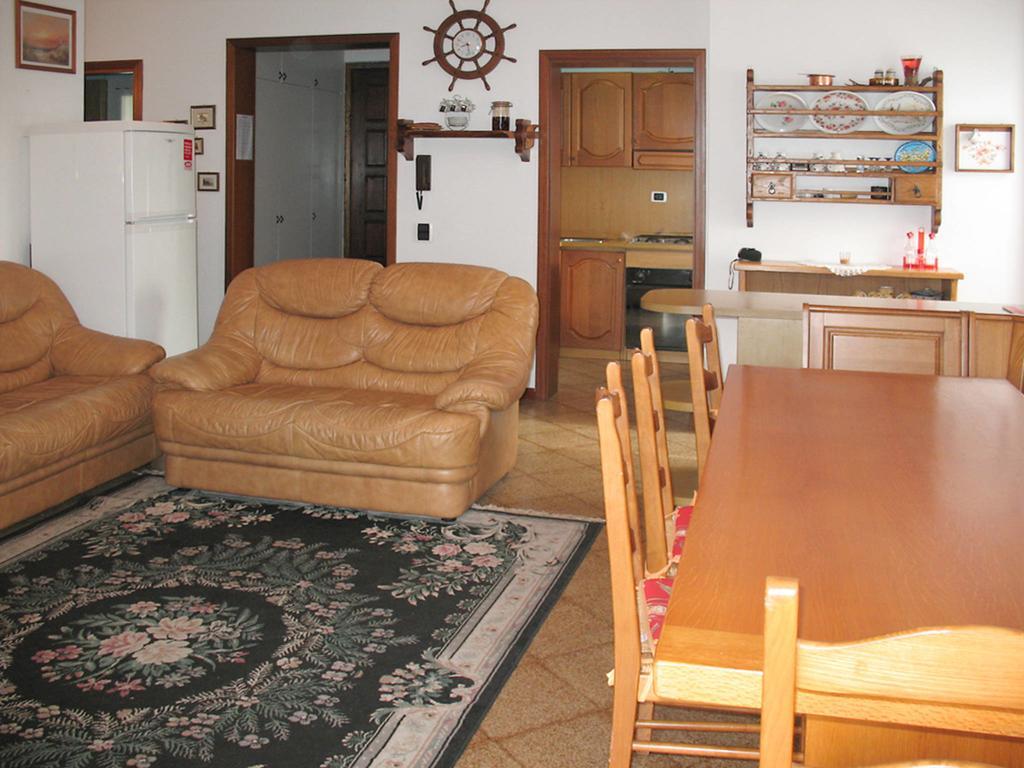 Residence Casa Rosa Gera Lario Eksteriør bilde